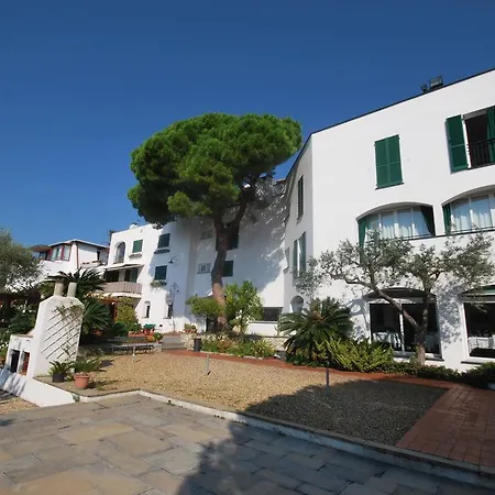 El Chico Hotel Varazze