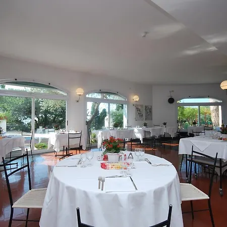 Hotel El Chico 4*