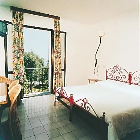 El Chico Hotel